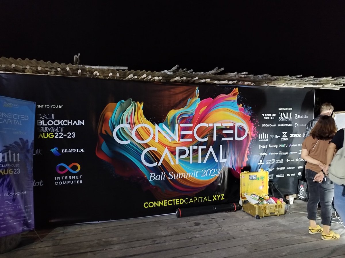 natxwang's tweet photo. Day 1 in Bali @CoinfestAsia
Landed and went straight to #natworking
Super cool to meet and learn about @coin98_wallet
@topnetwork_top
@TomoChainANN
@ordzaar
Love the quote best said by @BuildOnBase
On chain is the next online.
Bumped into a bunch of familiar faces at @connectedcap event. π
Super chill and nice music! Fun start to Coinfest week!
Who else is here? Let's catch up!