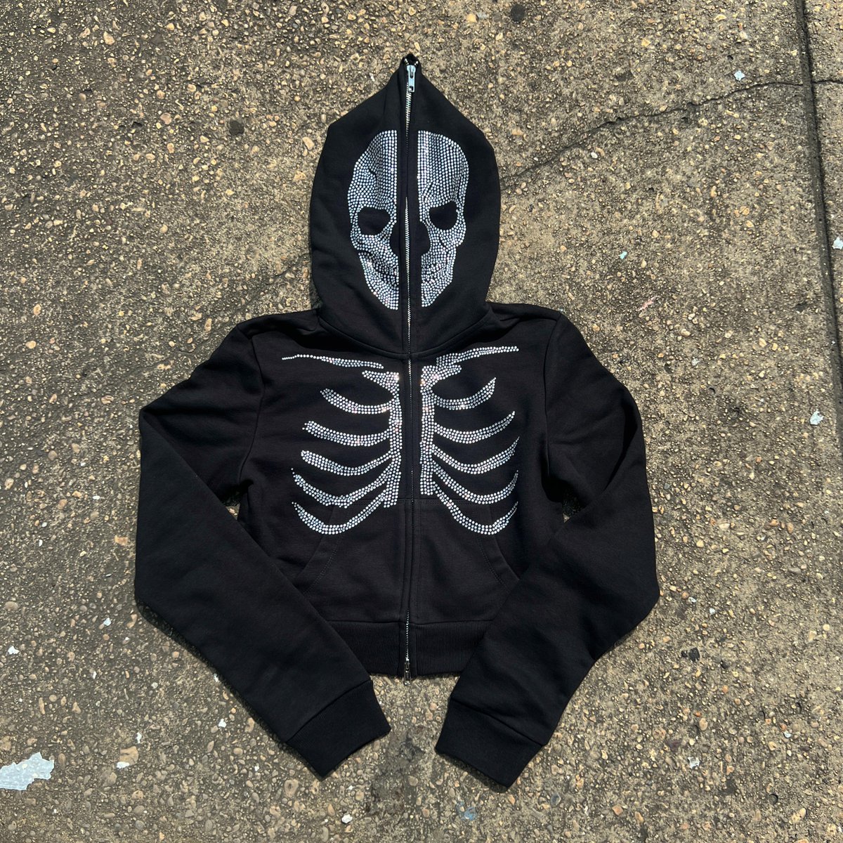 TheProlificShop's tweet image. Skeleton Cropped WMNS Full zip
#fullzip #skeleton 
prolificshop.com/products/women…