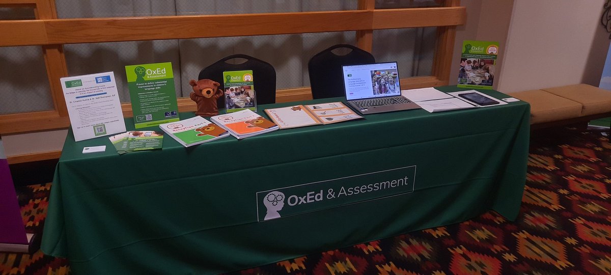 SarahHearne8's tweet photo. It's the final morning of #bigskyliteracysummit! Make sure you stop by @OxEdAssessment table in the upper atrium to get your passport stamp and chat about how we could help you to upskill your teaching faculty and boost your students' #orallanguage and #reading skills https://t.co/PHlS82omHv