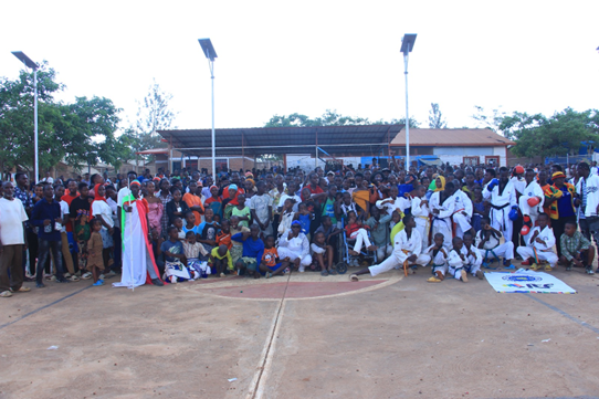 giz_rwanda's tweet photo. Happened yesterday: Our #ECOREF project in partnership with @Ak_Access, @gopastats, @KireheDistrict Kirehe & @Yego_center_kir, facilitated a talent detection activity use of RDB buses to help youth in Mahama refugee camp register on the RDB portal (1/2). https://t.co/wt8mYbnX99
