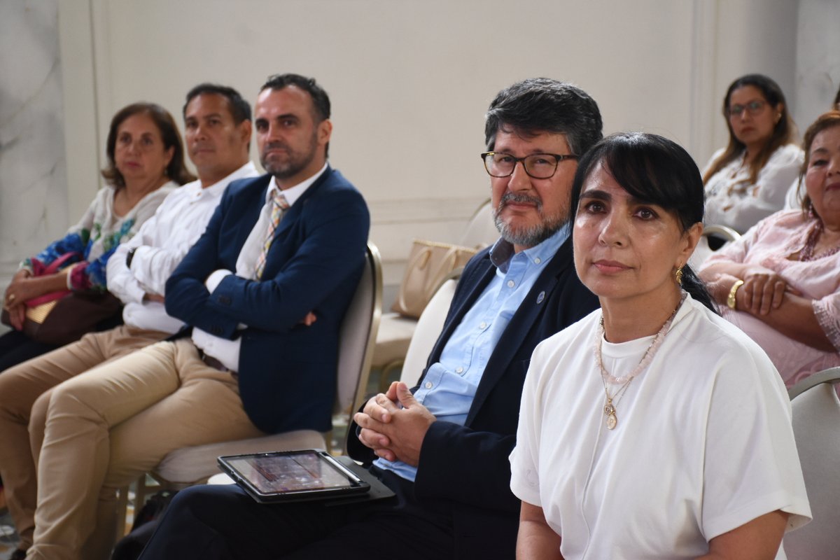 CNA_AcreditaCol's tweet photo. Así se vivió la primera jornada con #ParesAcadémicos del Cuarto #EncuentroRegionalCNA2023 realizado en el Auditorio La perla de la @unisimon. Reviva los mejores momentos del Encuentro en: https://t.co/sBV6zsEcBi https://t.co/9S0TBz7hzq