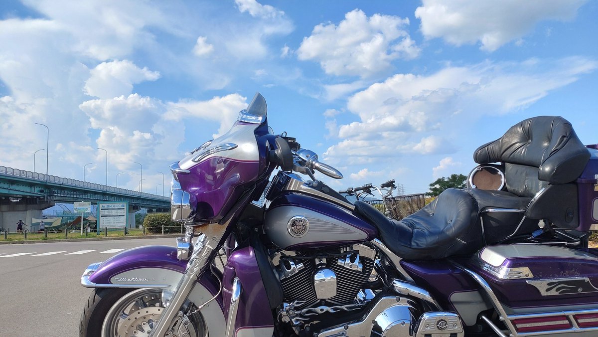 suigenryuu's tweet photo. なんかいい感じに撮れたので、アップ🎥

#ハーレーダビッドソン
#harleydavidson 
#flhtcui
#息抜き大切 https://t.co/TJMMNCdtKC