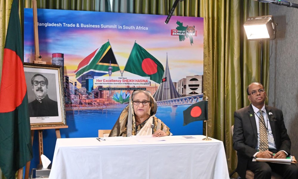 Prime Minister #SheikhHasina on Wednesday invited South African #entrepreneurs to make #investments in Bangladesh, which seeks to become a trillion-dollar #economy and a fully #developed smart nation by 2041.
#BSEC #BIDA 
#Bangladesh #BRICS #InvestInBangladesh #BengalTiger