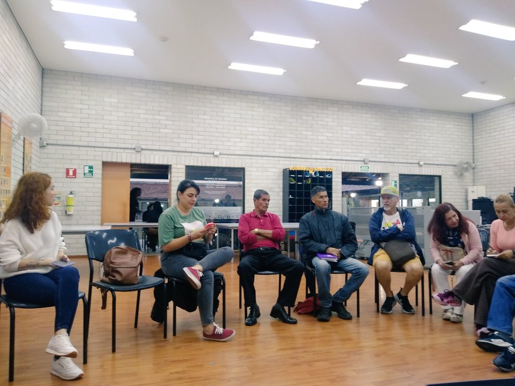 Y así se fue nutriendo la reunión de la Red Belén Cultural que tuvimos ayer en nuestro querido Parque Biblioteca Belén.
Ajustamos el proyecto de Fortalecimiento para la Red, con recursos del presupuesto participativo. #cultura
<a href="/BibliotecasMed/">Sistema Bibliotecas - Alcaldía de Medellín</a> <a href="/AlcaldiadeMed/">Alcaldía de Medellín</a>  <a href="/ConsejoC16/">CCCP - Comuna 16 Belén</a> <a href="/16_jal/">JAL BELEN COMUNA 16</a>