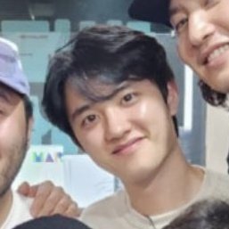 Zziranghee's tweet photo. It's pretty kyungsoo moment when his strands of hair fell over his forehead 😔 https://t.co/zX0qC4WX4J