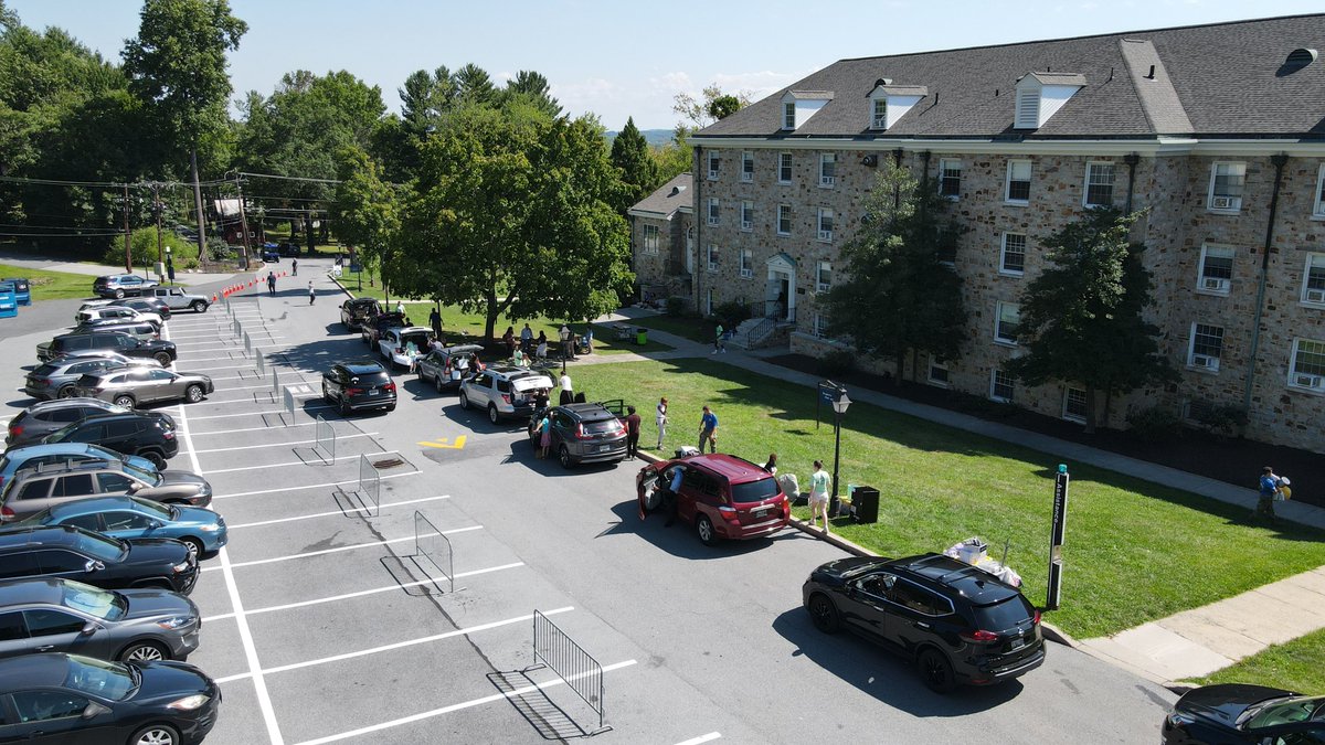 Welcome back Mounties! 

We are excited to have welcomed back our students on Thursday! Another great year awaits!

Best of luck with classes and go Mount!