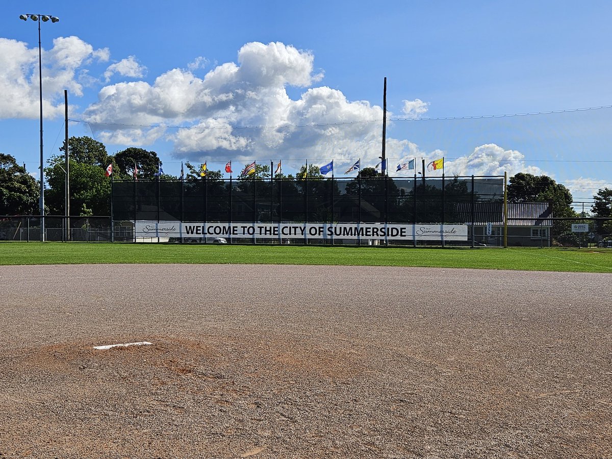 NL Girls Baseball tweet media