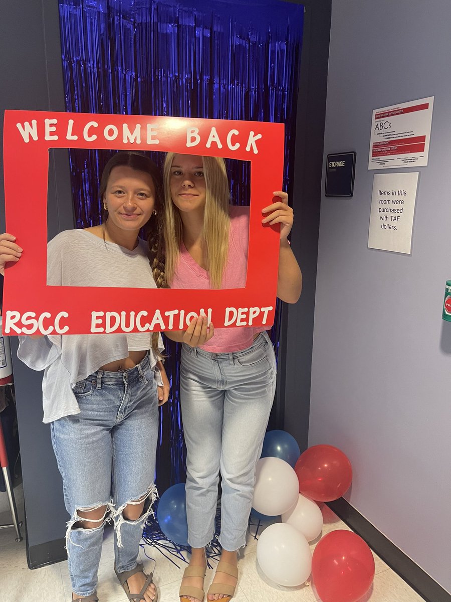 ProfessorStacie's tweet photo. Our #futureteachersofrscc are off to a great start this semester! #Introteach101 #Excepchild111 #EdPsych211 https://t.co/NIWRX3KLNa