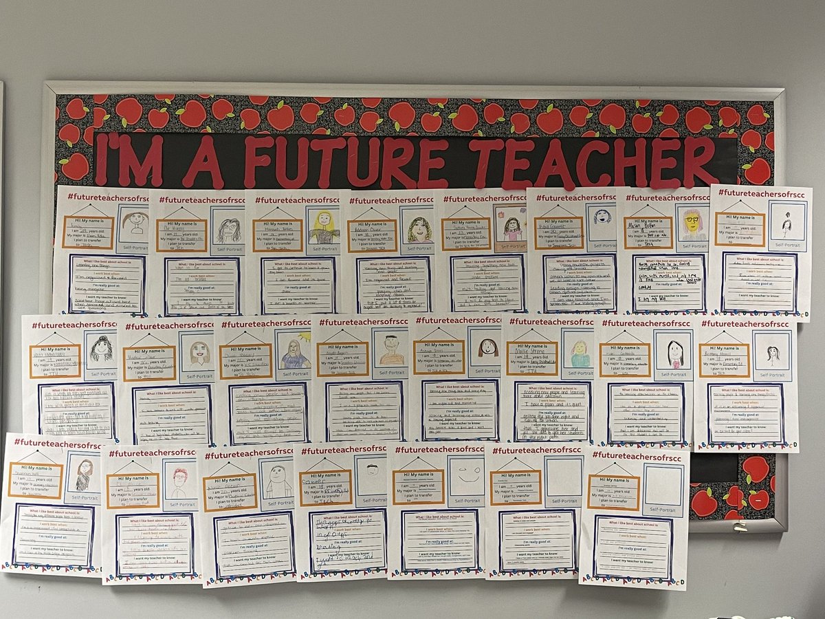 ProfessorStacie's tweet photo. Our #futureteachersofrscc are off to a great start this semester! #Introteach101 #Excepchild111 #EdPsych211 https://t.co/NIWRX3KLNa