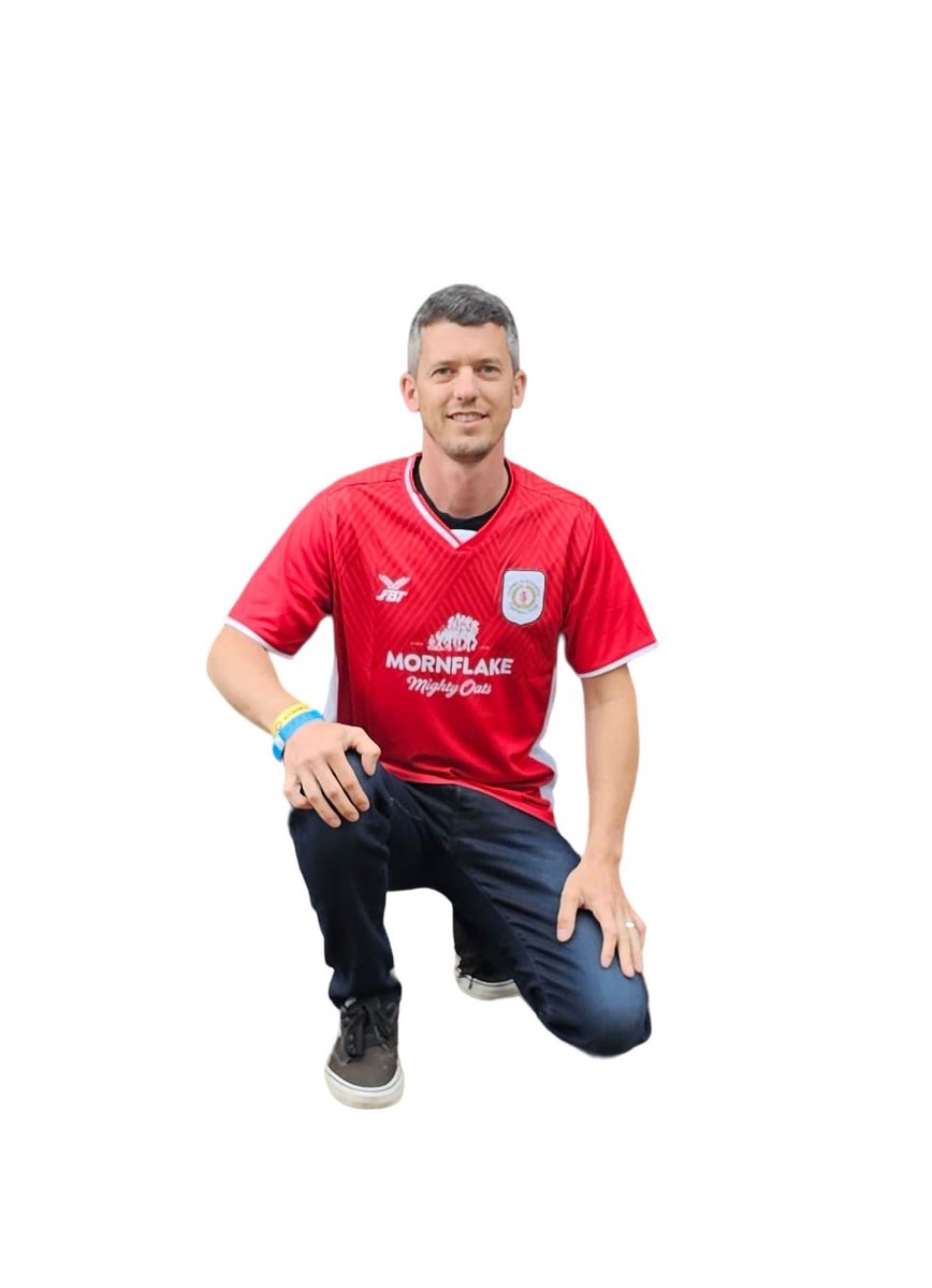CL_EFLLeague2's tweet photo. Do the best you can @crewealexfc make Dave a part of your squad… or a cleaner! https://t.co/Rcwhofgw97