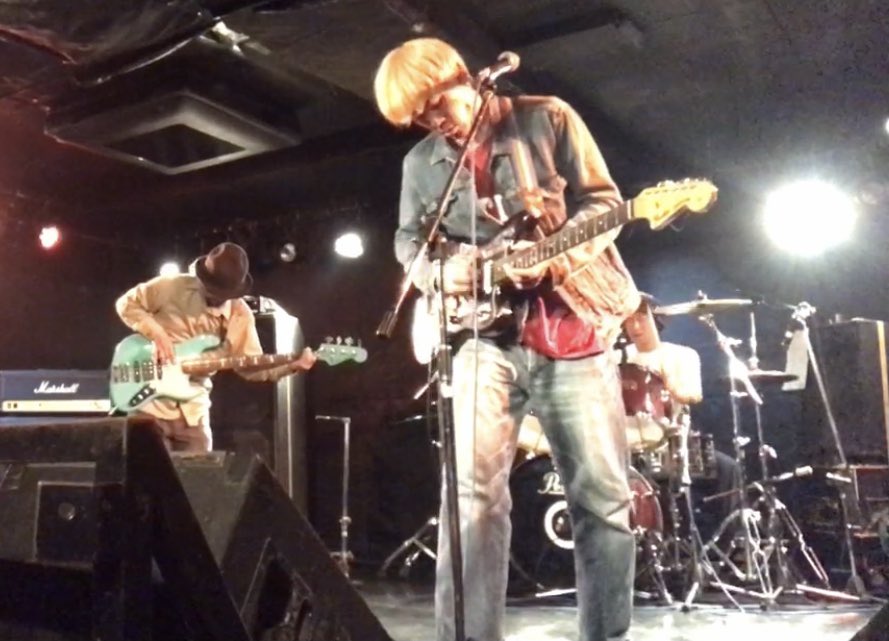 Kshellcity's tweet photo. 演者様、お客様、新大久保Earthdom様。本日もありがとうございました!今日はなんかギラギラしてました!次は8/31 三軒茶屋ヘブンズドアで逢いましょう🏁
#K殻都市 #Kshellcity #nowave #postpunk #garage #punk #新大久保Earthdom https://t.co/b7qPEqF0fK
