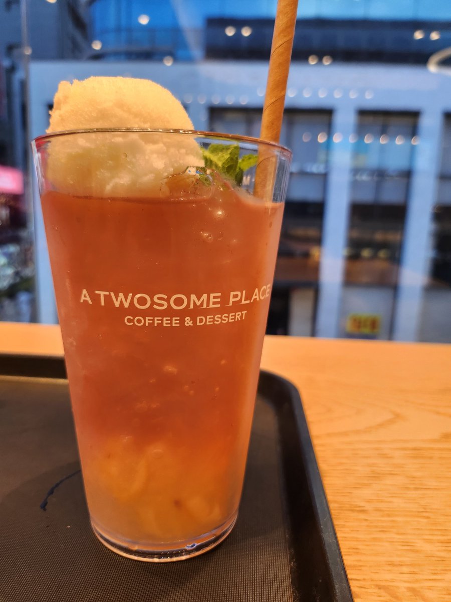 djbirabira's tweet image. 6月釜山の思い出😊南浦洞でジタムちゃんはじめまして🥰🐼爽やかジタムちゃんと熊猫堂トークや韓国日本のお話たくさんできて楽しかったーっ😊またお話しようねーっ😊🐼
#南浦洞 #釜山 #atwosomeplace #남포동 #부산 #투썸플레이스 #熊猫堂