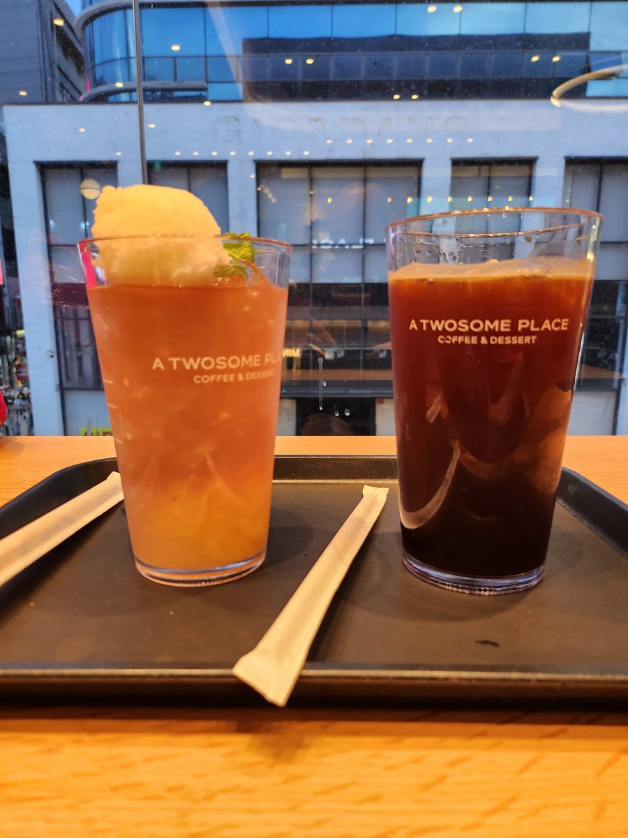 djbirabira's tweet image. 6月釜山の思い出😊南浦洞でジタムちゃんはじめまして🥰🐼爽やかジタムちゃんと熊猫堂トークや韓国日本のお話たくさんできて楽しかったーっ😊またお話しようねーっ😊🐼
#南浦洞 #釜山 #atwosomeplace #남포동 #부산 #투썸플레이스 #熊猫堂