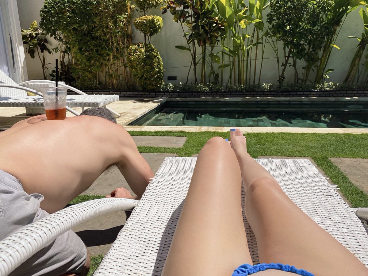 spoilstephie's tweet photo. Making him useful on the vacation he paid for https://t.co/a2xvX8eDL3