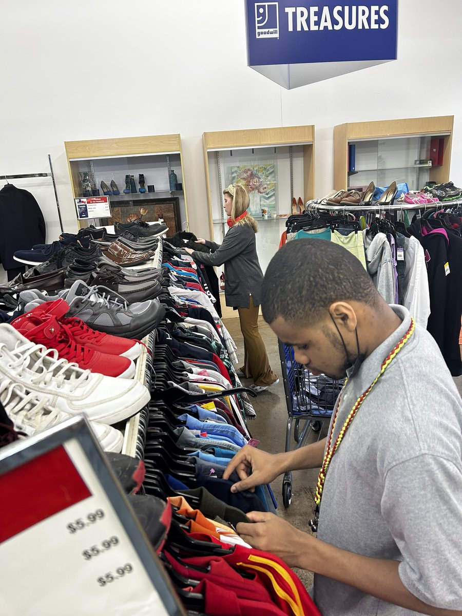 hanney2022's tweet photo. Back at volunteering with our new crew! Working on lots of job skills for our future!! Goodwill is always willing to partner up with our program!! So awesome!! @MarcusAllen1977 @HumbleISD_TS @MOSAIChumbleisd https://t.co/UOH0rt3TKk