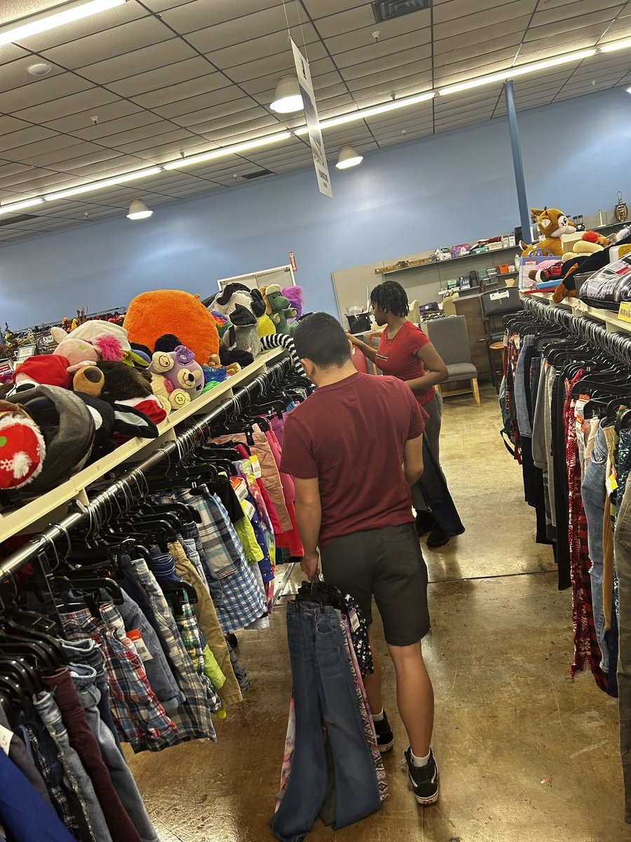 hanney2022's tweet photo. Back at volunteering with our new crew! Working on lots of job skills for our future!! Goodwill is always willing to partner up with our program!! So awesome!! @MarcusAllen1977 @HumbleISD_TS @MOSAIChumbleisd https://t.co/UOH0rt3TKk