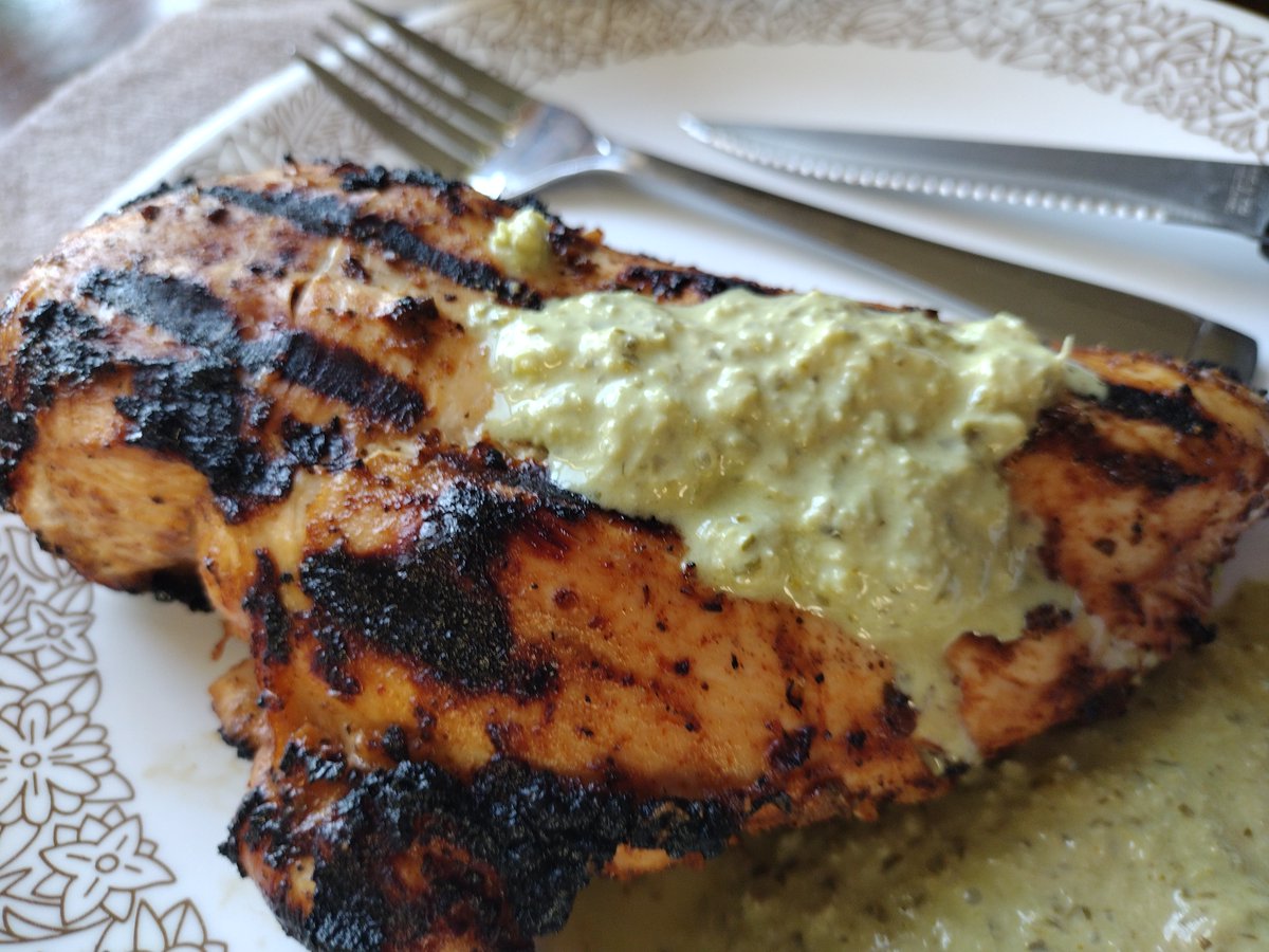 Friosauce.com is now taking orders!