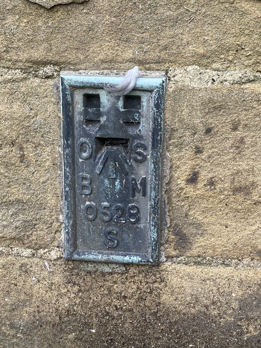 HellingtonBoots's tweet image. Wakefield Cathedral #FlushBracket 
#LegsAndLaces #OSBenchmark #TrigPoint