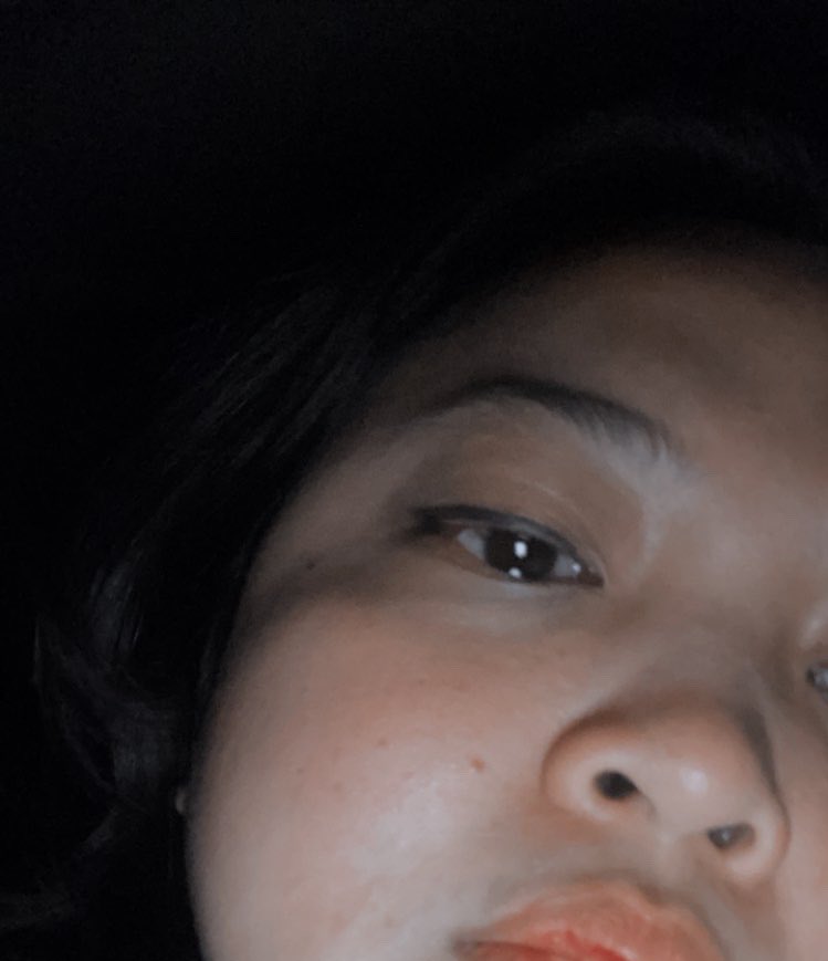 Tiap ditinggal meninggal dunia, sedihnya baru kerasa beberapa hari setelahnya. Apalagi kalo udah sendirian, rehat dari kerjaan. Banjir mata ku 🥲