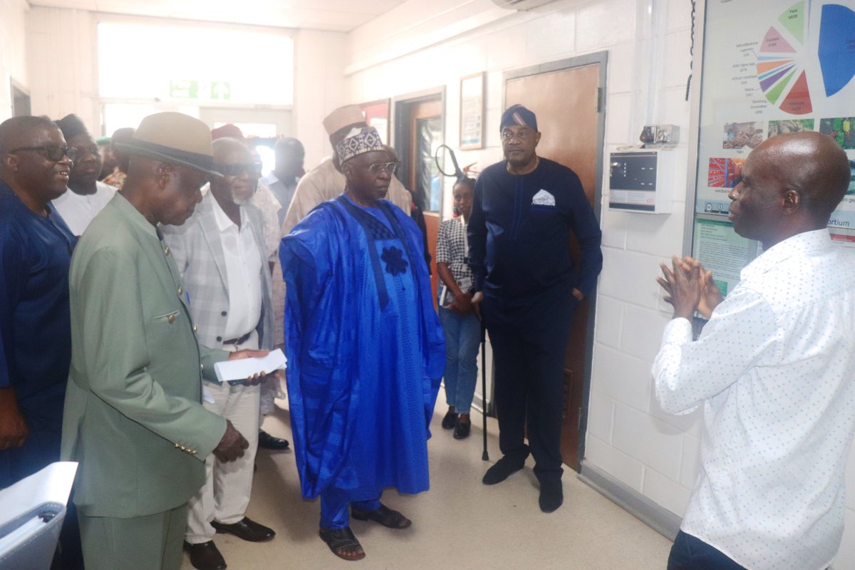 iitagrc's tweet photo. An inspiring visits as the COMMITTEE OF RETIRED INSPECTORS-GENERAL OF POLICE visited the IITA Genetic Resources Center, amazed by its modern facilities for advancing crop conservation. 🌾🏛️ #IITAGeneticResources #CropConservation #AgriculturalInnovation https://t.co/Ox2hoNAYUy