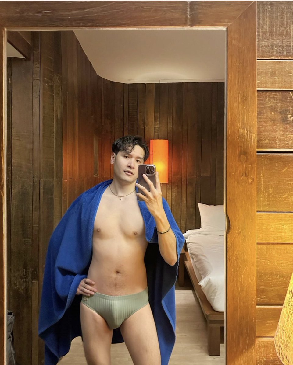 alexdefoxy's tweet photo. ปล่อยจอย 🆚 ปล่อยใจ
#MrWeekendVacationer
#เที่ยวทั่วไทยไปกับอเล็กซ์
#SametAlexdefoxy
#RayongAlexdefoxy
#KoSamet #Samet #Rayong
#เกาะเสม็ด https://t.co/hnCR3BWZl1