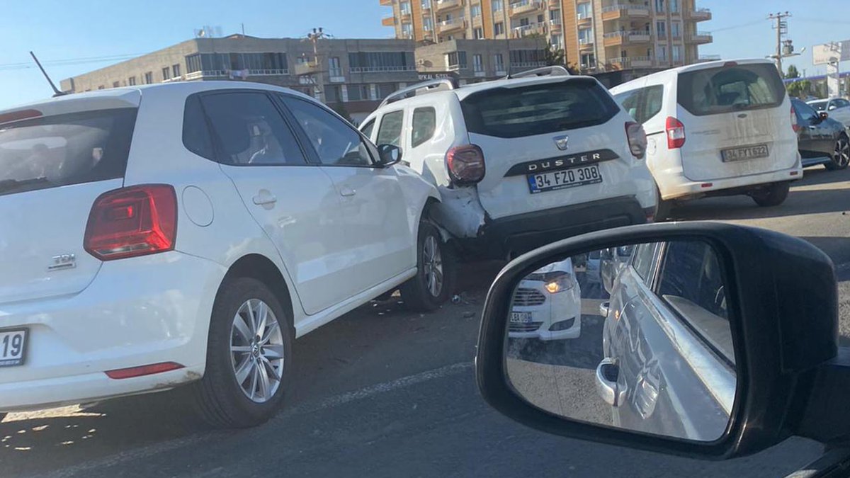 BismilHaber1's tweet photo. Bismil’in giriş ve çıkışındaki kavşaklarda kazaların ardı arkası kesilmiyor

Bismil İlçesinin giriş ve çıkışında, çalışmaların uzun süredir devam ettiği kavşaklarda trafik kazalarının ardı arkası gelmiyor. Yapım şekliyle de tartışmalara konu olan giriş ve çıkıştaki kavşaklarda her gün kazalar meydana geliyor.

📌🗞️ https://t.co/a3c4Z7Cbzn

#Diyarbakır #Bismil #kaza #sondakika #kavşak