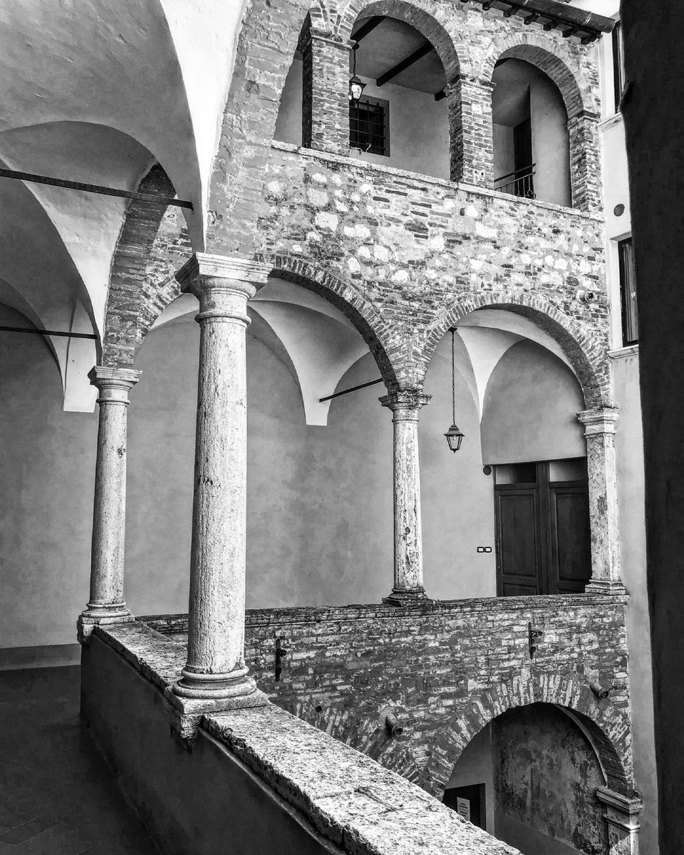 MerolaAlex's tweet photo. #valdichiana #braviodellebotti #montepulciano beautiful places #alessandromerola https://t.co/j1N0zvTAHU