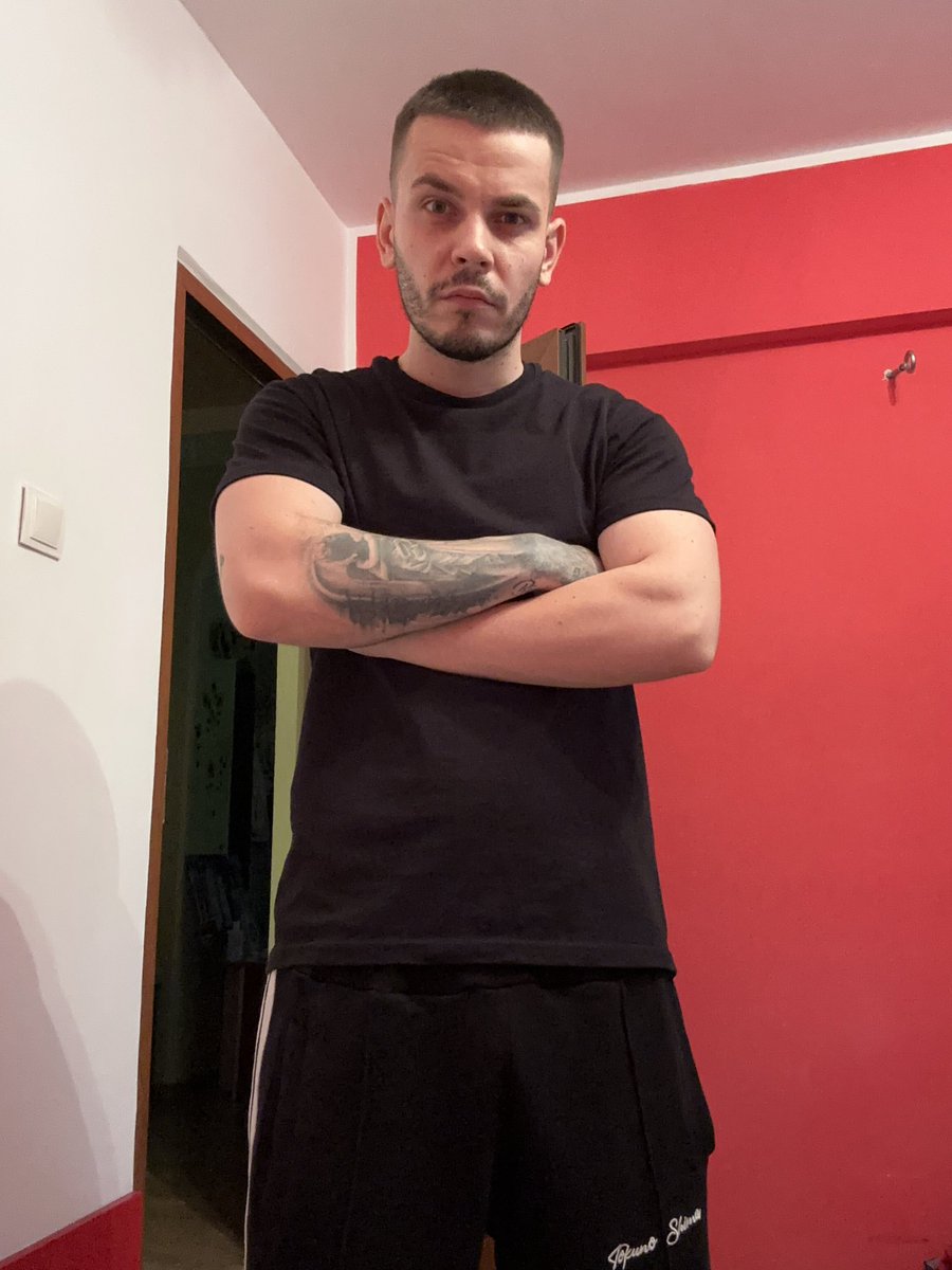 MasterBraz95's tweet image. #cashmaster #findom #straightalpha 
Skype: Balkan_Braz95