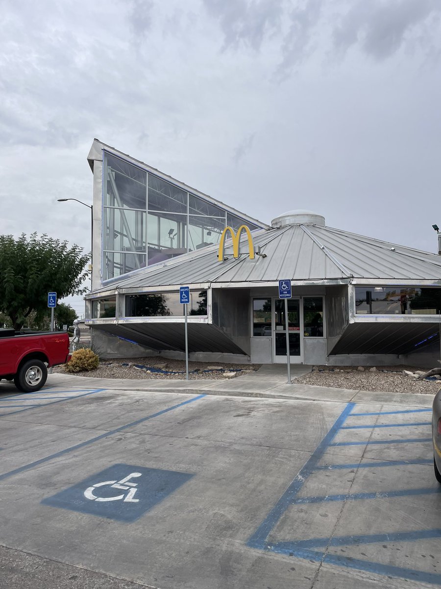 ChipFontanazza's tweet photo. Breakfast in Roswell is just different… https://t.co/4UZTWRjIMw