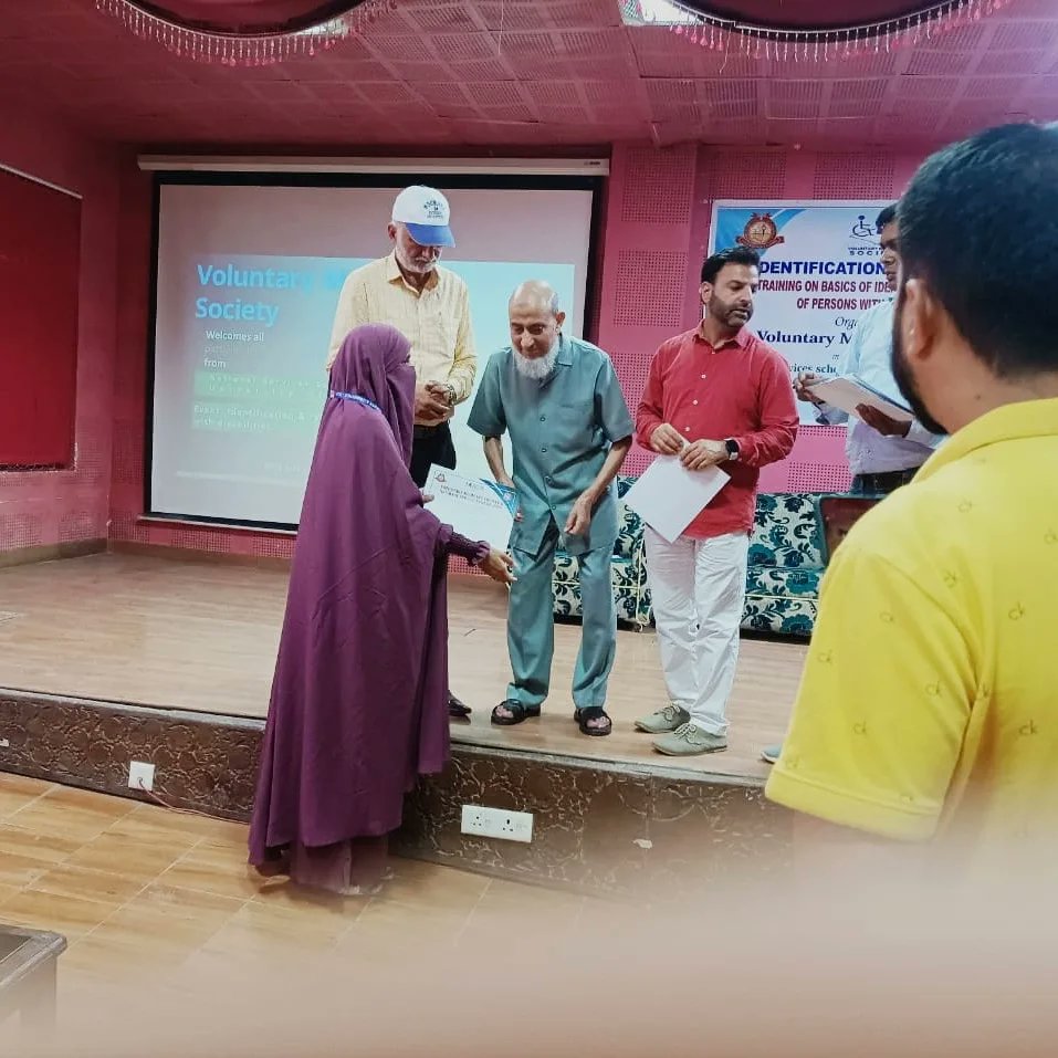 nss_icsc's tweet photo. Two day event entitled "basic training on early identification and referral of persons with disabilities "conducted at Voluntary medicare society(VMS) Bemina, Srinagar. In this event, our 3 NSS volunteers namely,
Mr Peerzada Zubair 
Ms Aaliya Manzoor
Ms Sabreena
represented ICSC https://t.co/Ni45a09NaW