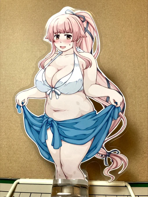 神戸かわさきのときよりもバージョンアップさせて作ってますが…「本買ってくれたらオマケ」とするには切り抜きが面倒なので、100円～200円くらいにしてもいいかなあと思ったり。 