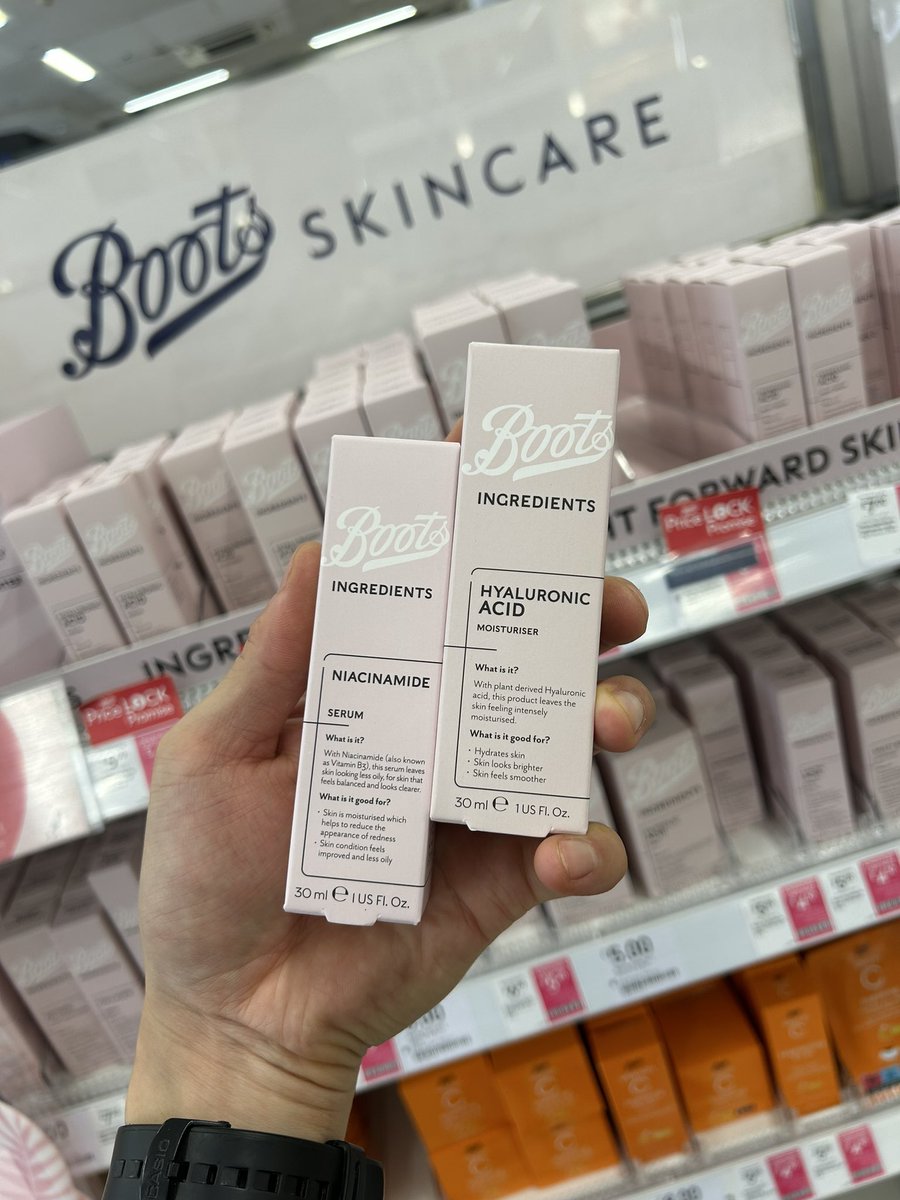 nikochanuk's tweet photo. Ordinary みたいな商品をイギリス大手薬局が発売してた😂値段は似たような感じーとりま、試してみよう🙌🏻どなたか試した人いませんかー？ https://t.co/b4lESWjYSK