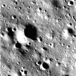 timesofindia's tweet photo. ISRO releases images of the Moon taken by the Lander Horizontal Velocity Camera of #Chandrayaan-3 during the descent 

 The communication link is established between the Ch-3 Lander and MOX-ISTRAC, #Bengaluru, says #ISRO. https://t.co/aJtPJG7oja