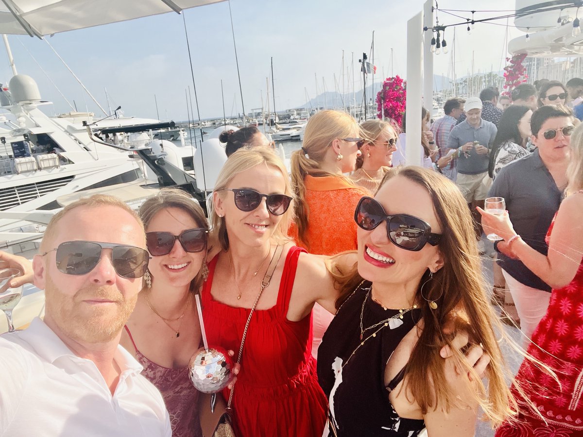 TeamGingerMay's tweet photo. Dispelling a misconception about PR & comms: 🥂Myth: It's parties & Prosecco. 🤝Reality: It’s about people. Building partnerships, meeting client needs, and delivering impactful strategies is at our core. And of course we celebrate great results 🎉 #mythbusting #integratedcomms https://t.co/fsuuF9TwIy