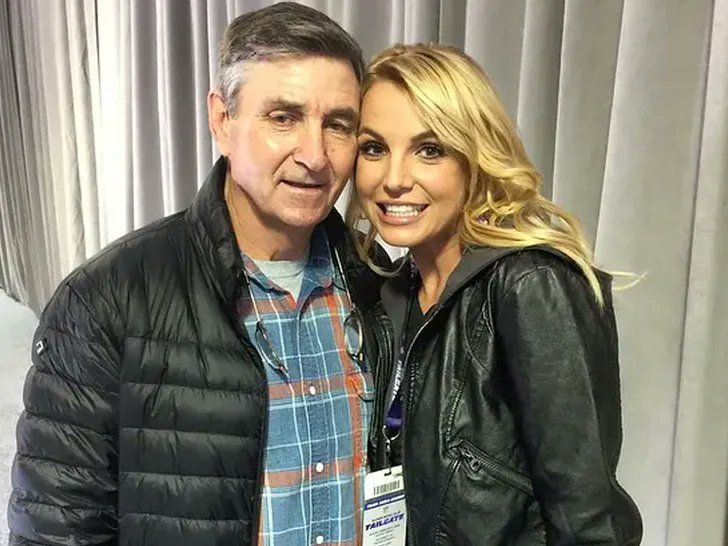 DailyLoud's tweet photo. Britney Spears reportedly interested in reconciliation with her father https://t.co/cUK4cvtElo