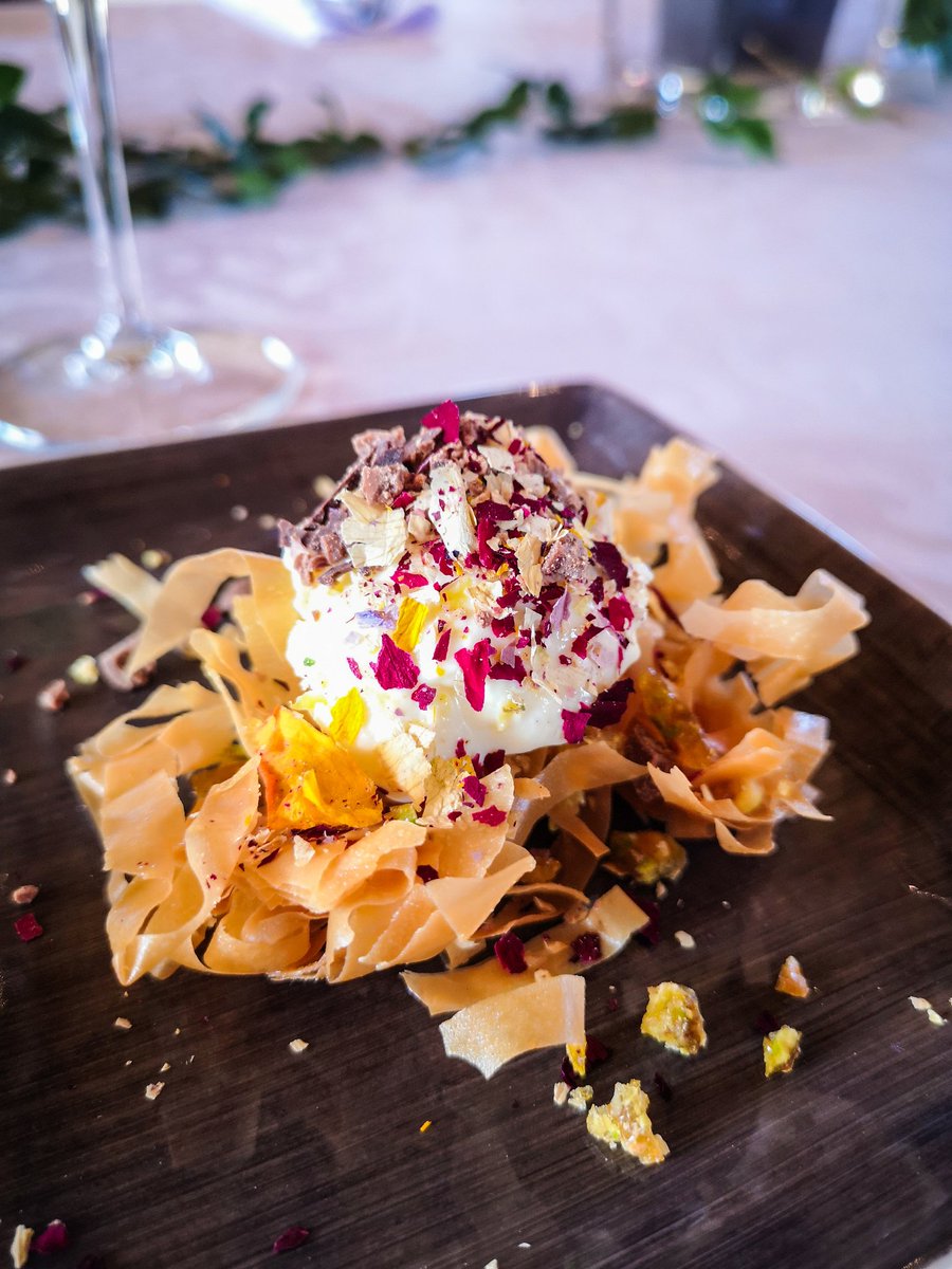 ℝ𝕌ℕ 𝕆ℕ ℂ𝕆𝔽𝔽𝔼𝔼 tweet media