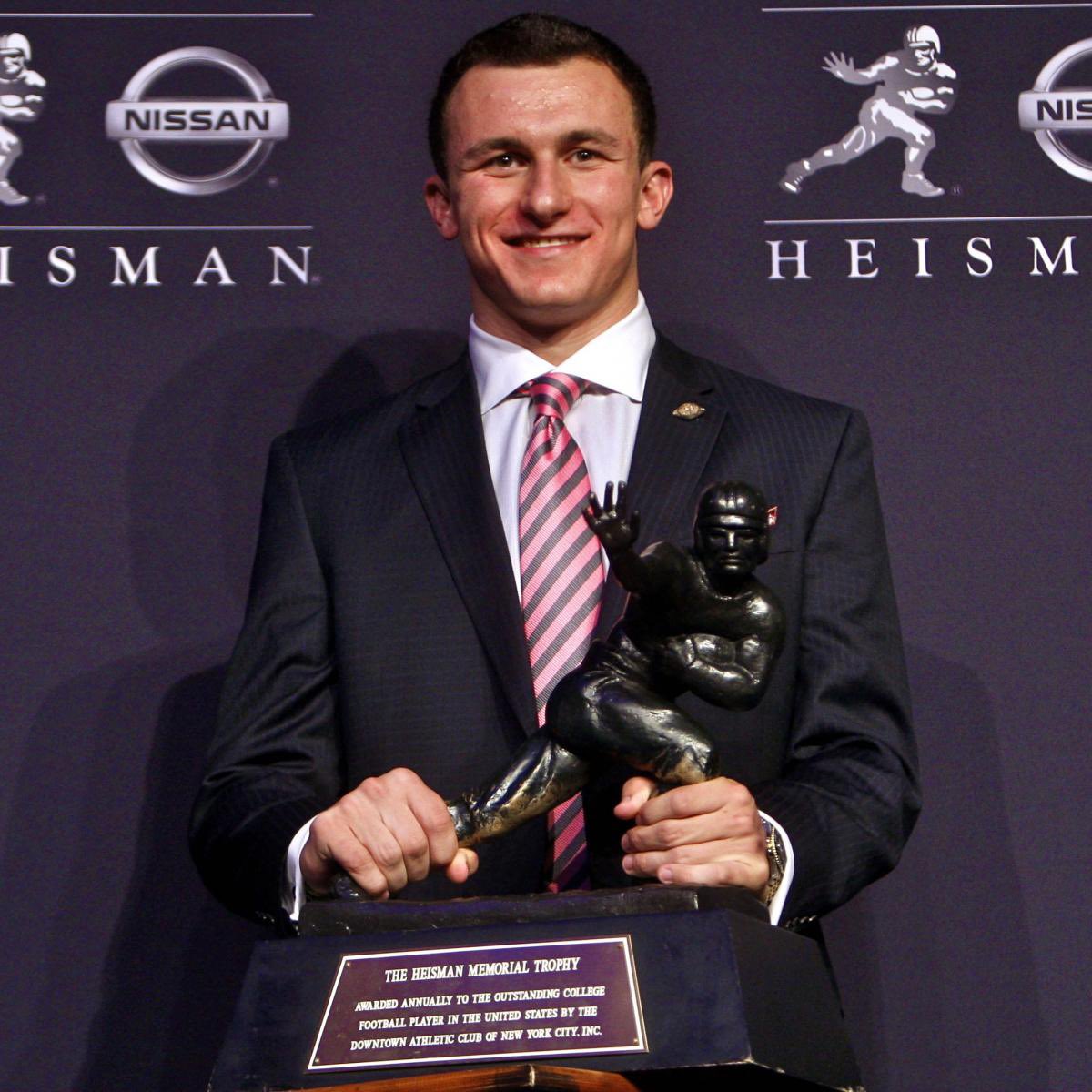 RedditCFB's tweet image. Why does one of these players have their Heisman but the other doesn’t? Both took fractions of what the NCAA and their schools profited.

Give Reggie his Heisman back. Reinstate his college records. 

He earned them. #BushPush ✌️