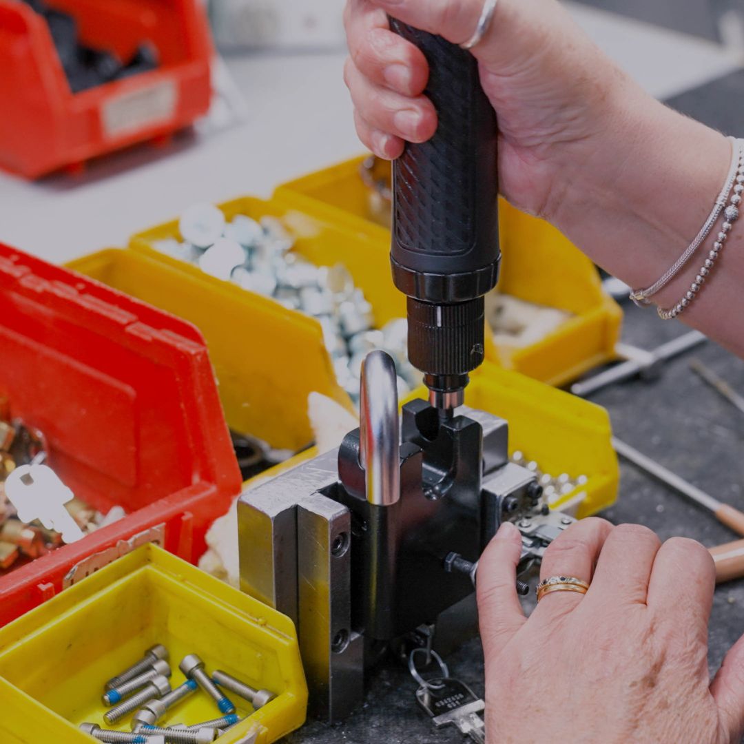 Squirelocks's tweet photo. The Squire legacy is built on experience and innovation spanning eight generations. Today, we're giving you a sneak peek behind the scenes in our factory so that you can see what goes into making each of our #ToughnessGuaranteed locks. #Squire #SquireLocks #BehindTheScenes https://t.co/Xbl0wC736P