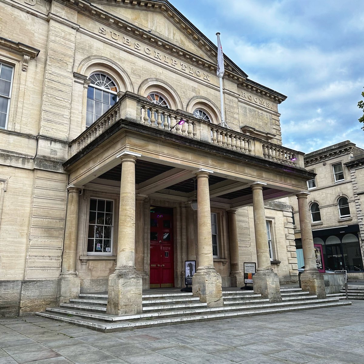 Simon Cole tweet media