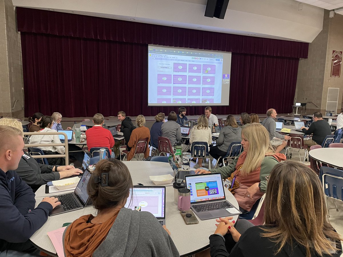 @jcorippo provided great #SmartStart @eduprotocols resources to @southms_gf Ts this morning. #BuildRelationships #Frayer #BentoBox #FastandCurious #ThinSlides #WorstPreso #IronChef #NumbersMania