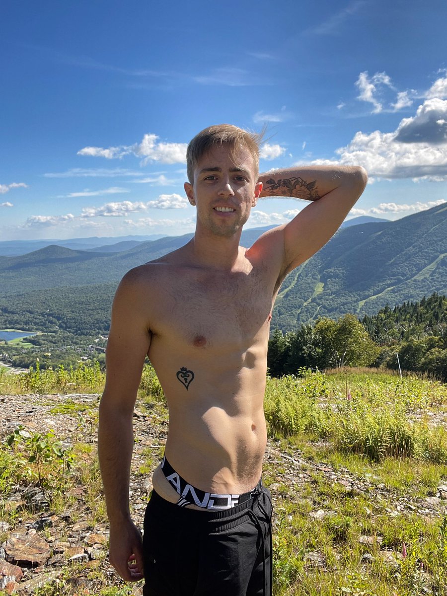 LiamPound_'s tweet photo. Look at this view 👀 https://t.co/rRZv82Q6aT