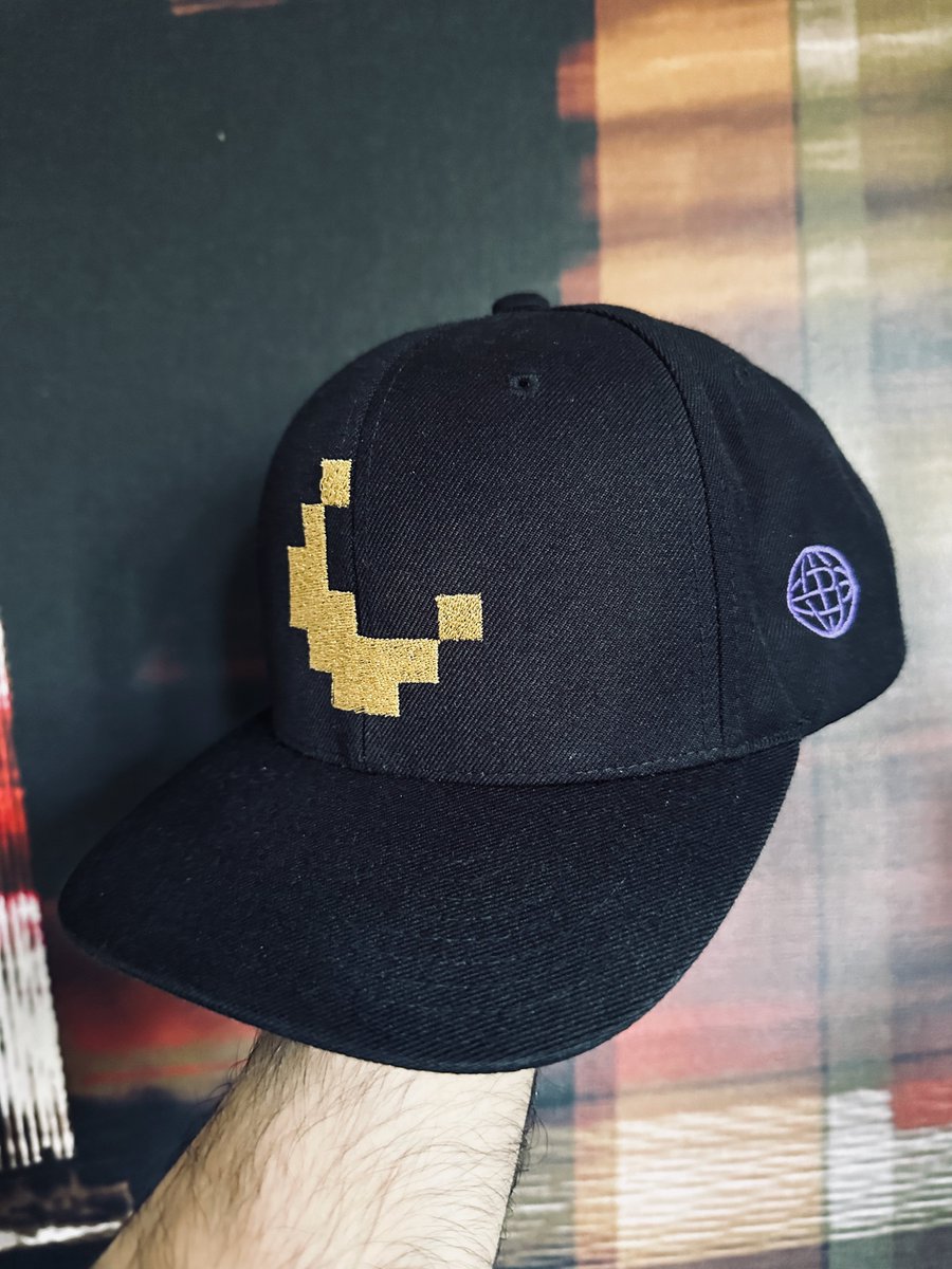 MoonHatters tweet media