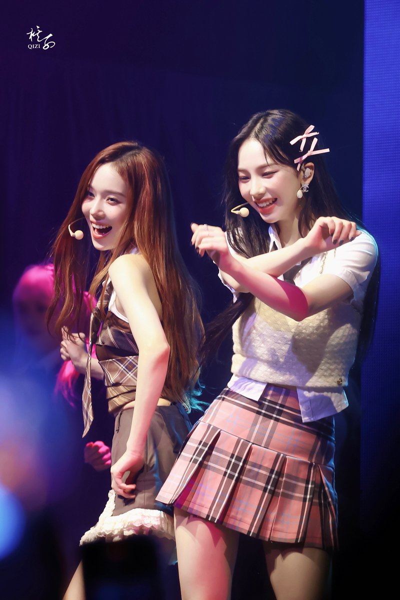 seasonal_fish's tweet photo. 😆😆
행복이두배 https://t.co/CUQTNE9mgH