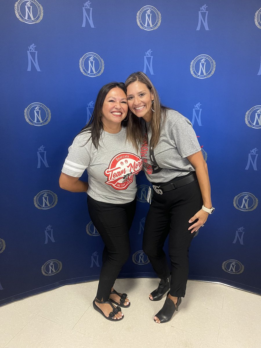 Sister love at CONVOCATION!! #teamnorthside #educatorscan #wegopublic