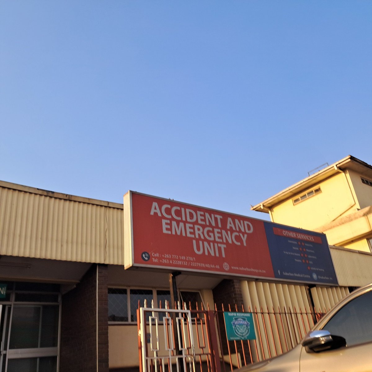 🚨 BREAKING: Warren Park 1 resident identified as Mr Mushove has died upon arriving at a local hospital after collapsing at Warren Park High School polling station. He died before casting his vote following delayed ballot papers which arrived 9 hours later.