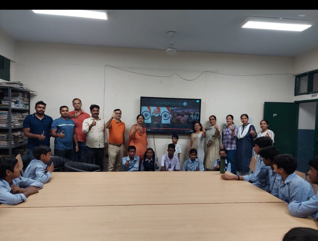 gmhs49's tweet photo. Live broadcast of Chandrayaan 3 Mission streamed in GMHS Sec 49 Chandigarh in the presence of  staff members and approximately 100 students. The Headmistress Mrs Darshanjit Kaur congratulate all staff members and children for this achievement. https://t.co/pkRSCDHMs9