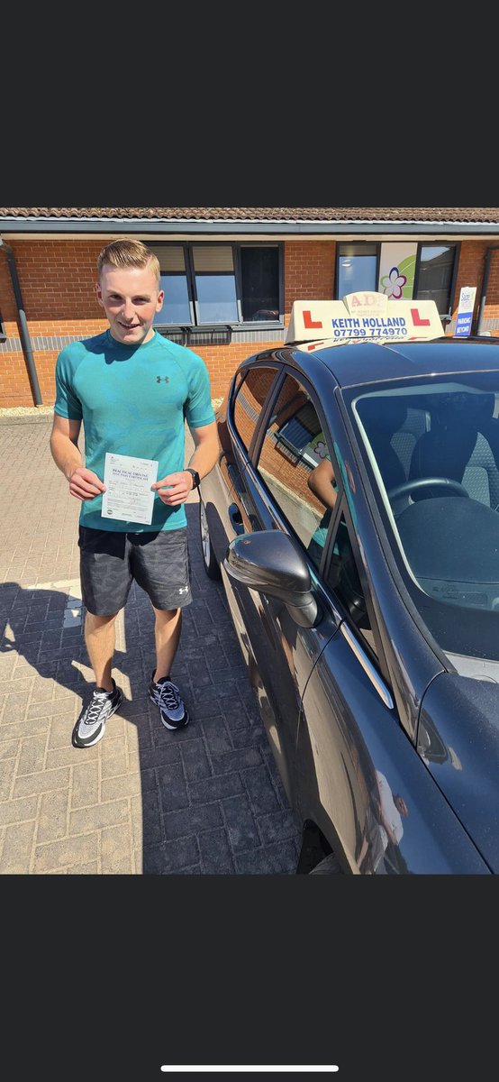Andyohalloran's tweet photo. Congratulations to our business support coordinator Shaun on passing your driving test 3 weeks after your 17th birthday 👏🏻👏🏻 https://t.co/yZJYyFagYZ