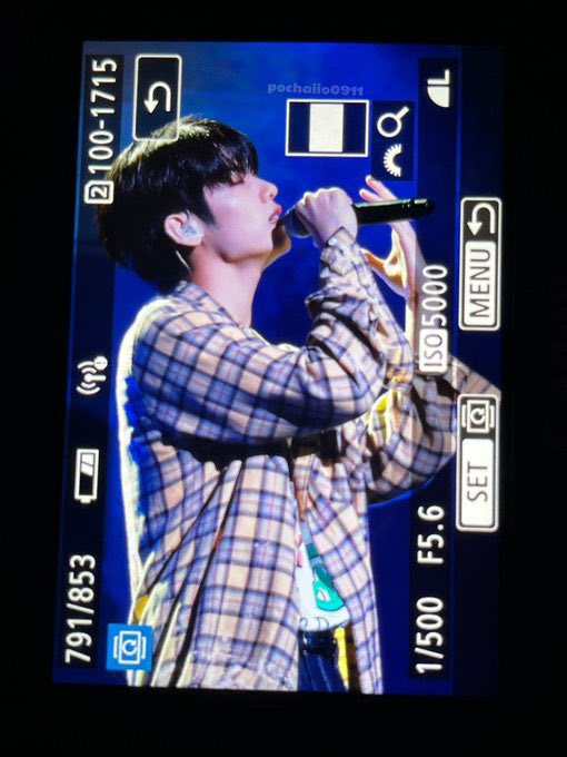 myluv0911's tweet photo. 밴드부 보컬 선배 , 밴드부 베이스 선배
이거 둘 다 되는 사람이 잇다고요
그게 이정현이래요……. https://t.co/RNvRIEF4Jv