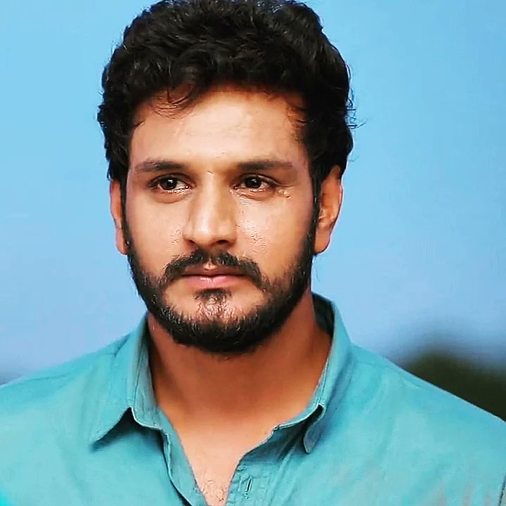 MySweetAnnafan's tweet photo. #cute stylish attitude look..😍 « Stay positive.. There is something good in everyday..!!🔥« @sibbusuryan #sibbusuryan #MysweetAnna #stylish #rojaserial #rojarjunloveforever❤ #smile #wewantrojaserial🔥#wewantrojuncomeback💥#rojakuendeykedaiyaadhuda💥🤩 #tnpeoplelovesrojaandrojun https://t.co/VB2EKaRle8