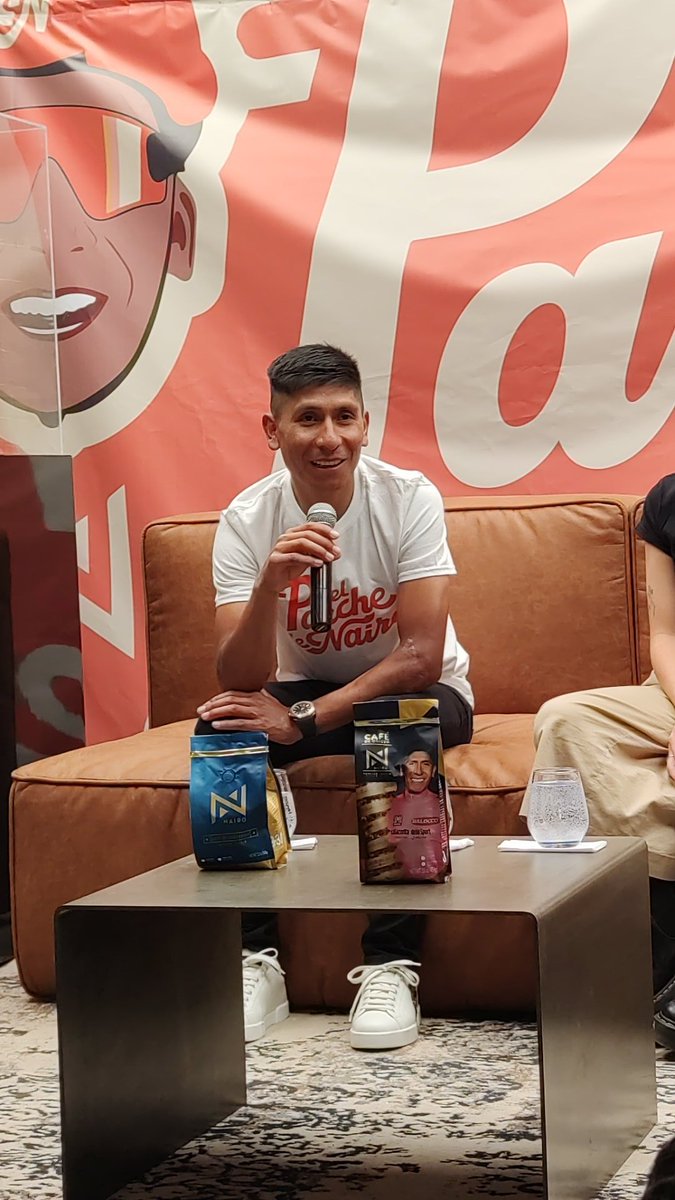 xportsymas's tweet photo. Presentación del parche de @NairoQuinCo en Bogotá https://t.co/9Y8plz2POM